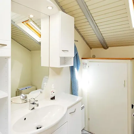 Ferienhaus Two-bedroom Holiday In 22