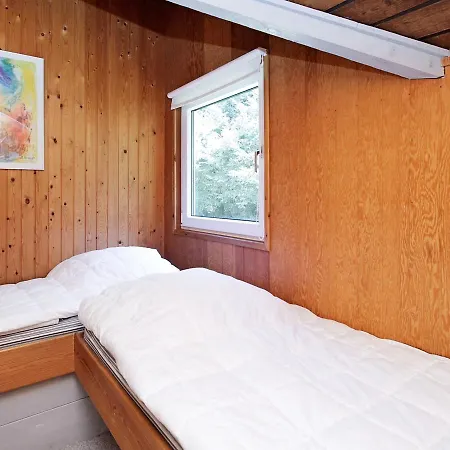 Ferienhaus Two-bedroom Holiday In 22